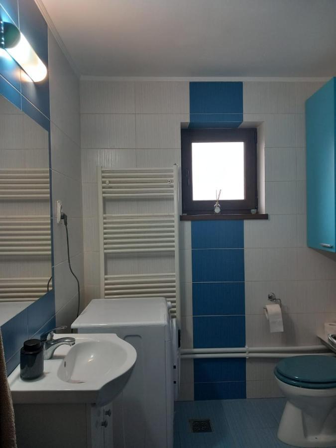Casuta Din Deal Targu Neamt Exterior foto