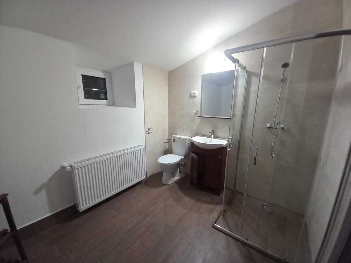 Casuta Din Deal Targu Neamt Exterior foto
