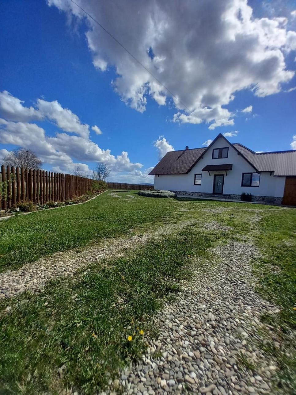 Casuta Din Deal Targu Neamt Exterior foto